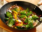Gemüse Wok - Quelle: (c) Joshua Resnick/Fotolia.com